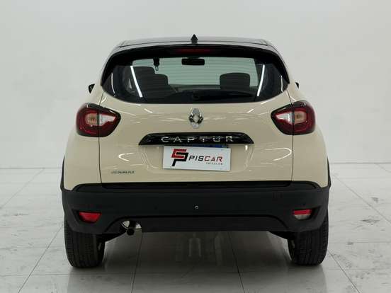 RENAULT-CAPTUR-2019