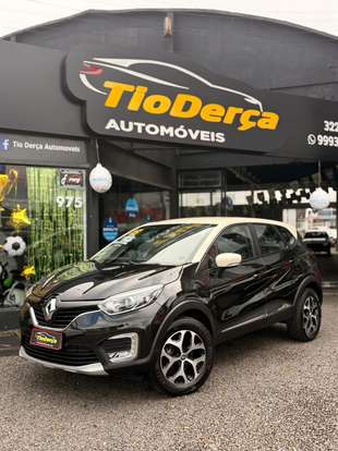 RENAULT-CAPTUR-2017