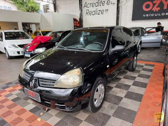 RENAULT-CLIO-2010