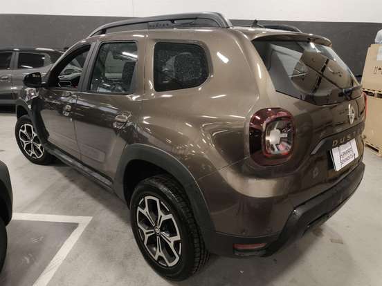 RENAULT-DUSTER-2021