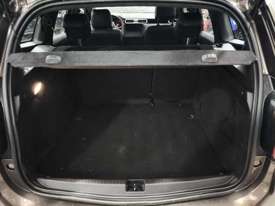 RENAULT-DUSTER-2021