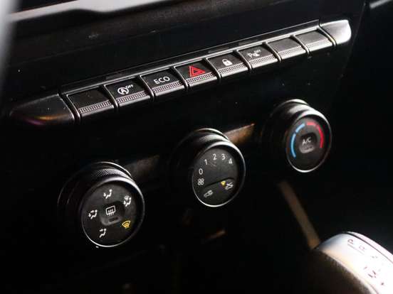 RENAULT-DUSTER-2024