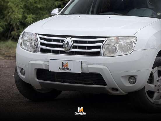 RENAULT-DUSTER-2014