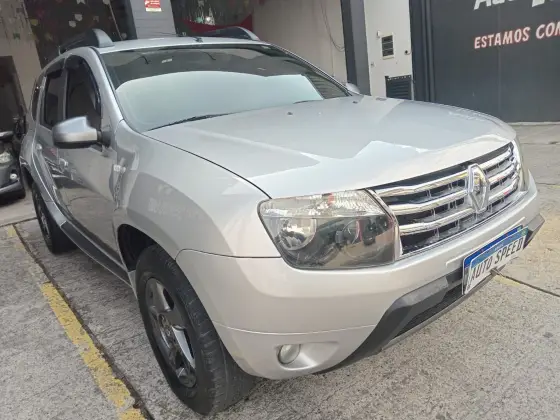 RENAULT DUSTER 2.0 DYNAMIQUE 4X2 16V FLEX 4P AUTOMÁTICO