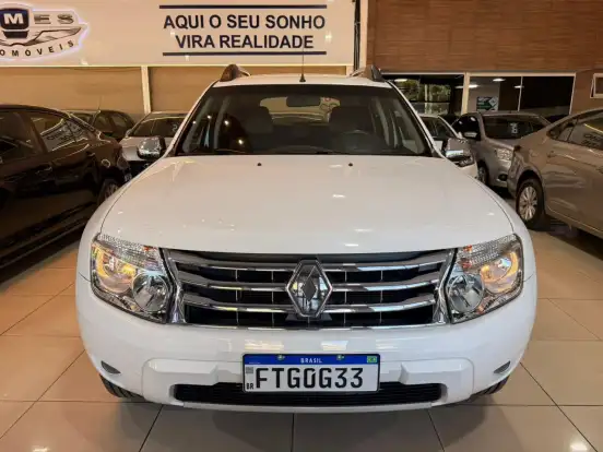 RENAULT-DUSTER-2014