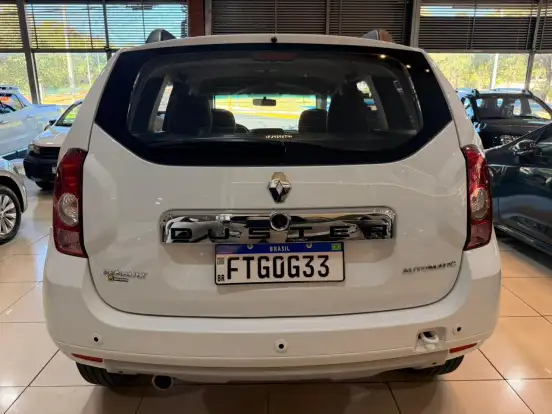 RENAULT-DUSTER-2014