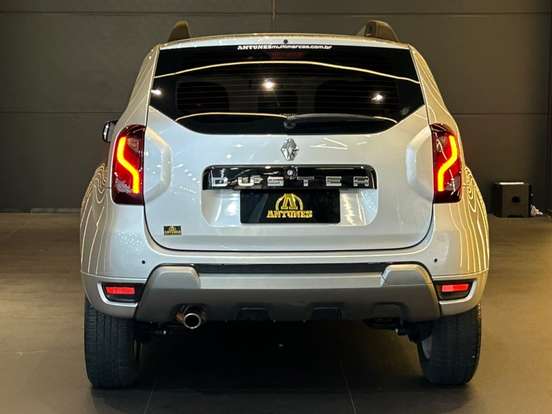 RENAULT-DUSTER-2015