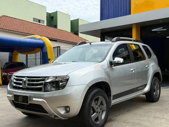 RENAULT DUSTER 2.0 DYNAMIQUE 4X2 16V FLEX 4P AUTOMÁTICO