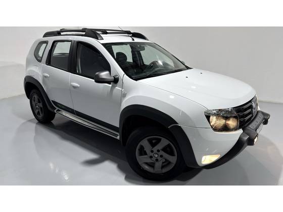 RENAULT DUSTER 2.0 DYNAMIQUE 4X2 16V FLEX 4P AUTOMÁTICO