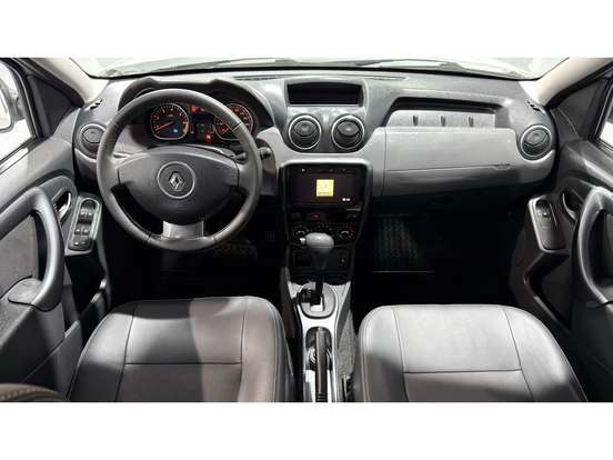 RENAULT-DUSTER-2014