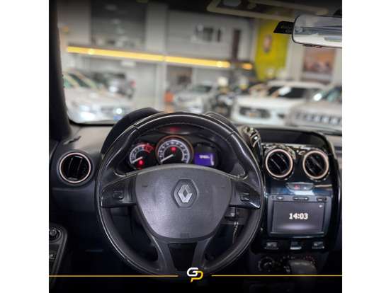 RENAULT-DUSTER-2016