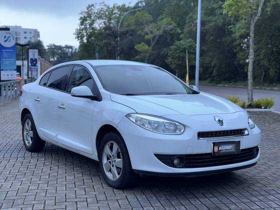 RENAULT FLUENCE 2.0 DYNAMIQUE 16V FLEX 4P MANUAL