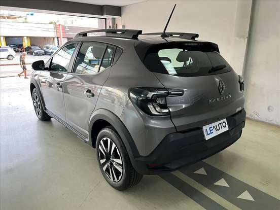 RENAULT-KARDIAN-2025