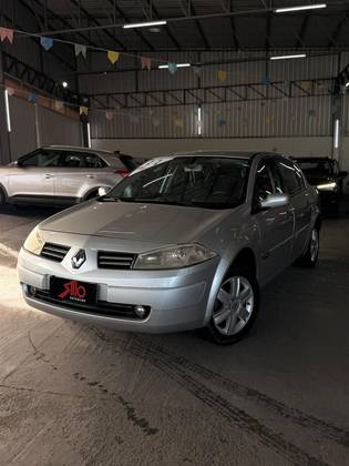 RENAULT MEGANE 1.6 DYNAMIQUE 16V FLEX 4P MANUAL