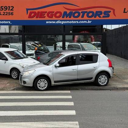 RENAULT SANDERO 1.0 AUTHENTIQUE 16V FLEX 4P MANUAL