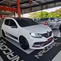 RENAULT SANDERO 2.0 16V HI-FLEX RS MANUAL RENAULT SANDERO 2.0 16V HI-FLEX RS MANUAL