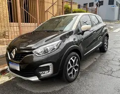 RENAULT CAPTUR 1.6 16V SCE FLEX INTENSE X-TRONIC RENAULT CAPTUR 1.6 16V SCE FLEX INTENSE X-TRONIC