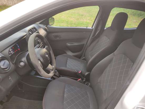 RENAULT-KWID-2022