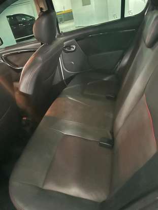 RENAULT-SANDERO-2014