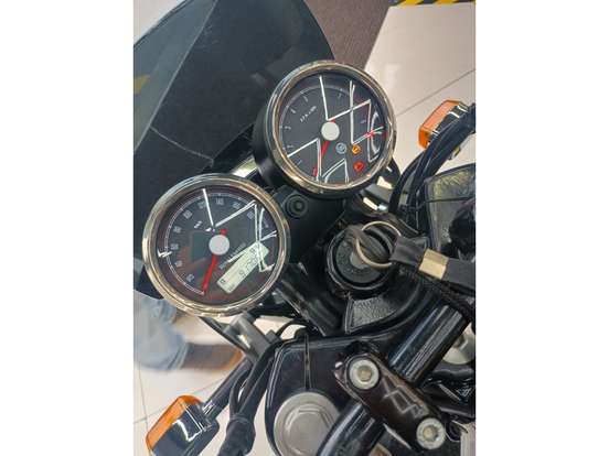 ROYAL ENFIELD-INTERCEPTOR ROYAL ENFIELD-INTERCEPTOR-2023
