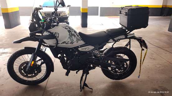 ROYAL ENFIELD-HIMALAYAN 450 KAMET WHITE ROYAL ENFIELD-HIMALAYAN 450 KAMET WHITE-2025