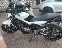 SUZUKI GLADIUS SUZUKI GLADIUS
