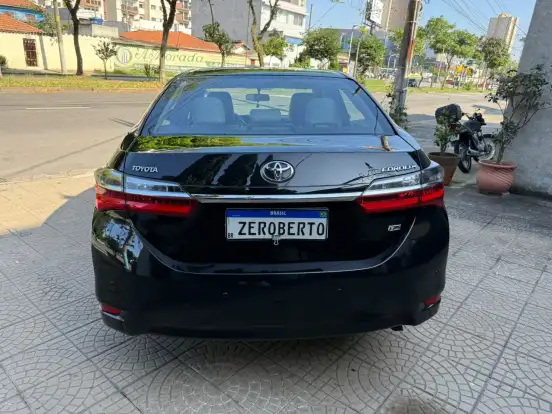TOYOTA-COROLLA-2017