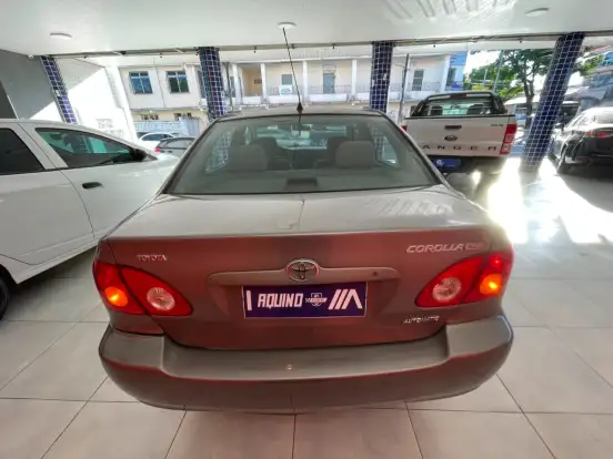 TOYOTA-COROLLA-2004