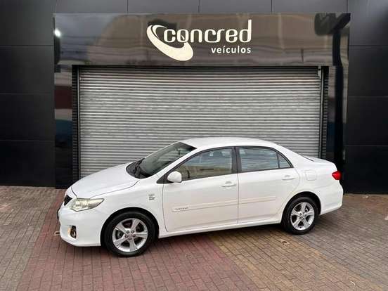 TOYOTA-COROLLA-2013