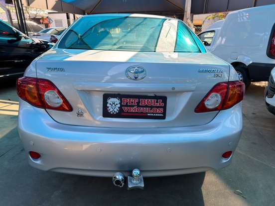 TOYOTA-COROLLA-2010