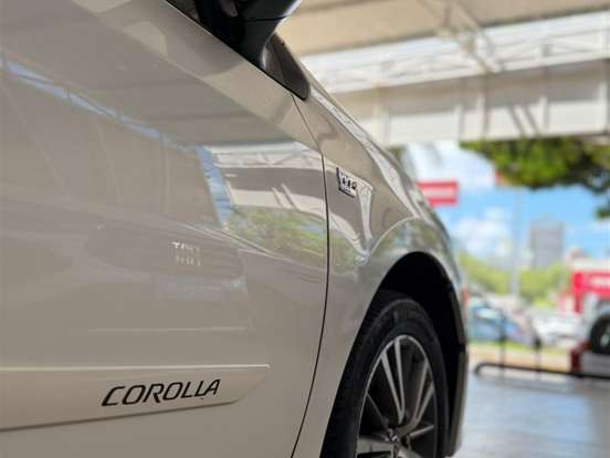 TOYOTA-COROLLA-2015
