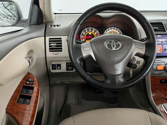 TOYOTA-COROLLA-1.8 SE-G 16V FLEX 4P AUTOMÁTICO TOYOTA-COROLLA-2008