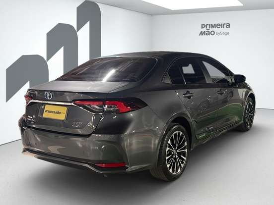 TOYOTA-COROLLA-2025