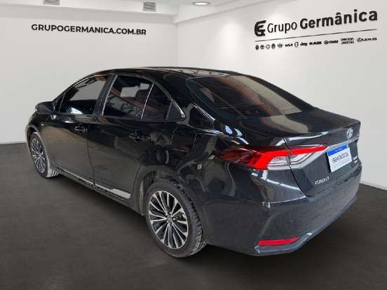 TOYOTA-COROLLA-2025