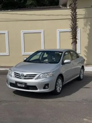 TOYOTA COROLLA 2.0 ALTIS 16V FLEX 4P AUTOMÁTICO