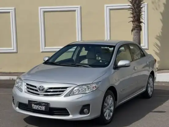 TOYOTA-COROLLA-2.0 ALTIS 16V FLEX 4P AUTOMÁTICO TOYOTA-COROLLA-2013