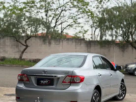 TOYOTA-COROLLA-2.0 ALTIS 16V FLEX 4P AUTOMÁTICO TOYOTA-COROLLA-2013