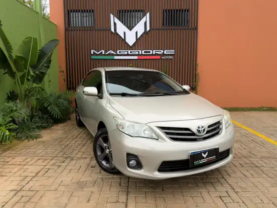 TOYOTA-COROLLA-2013