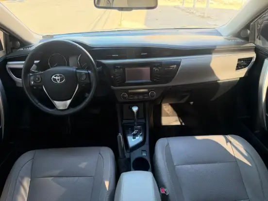 TOYOTA-COROLLA-2014