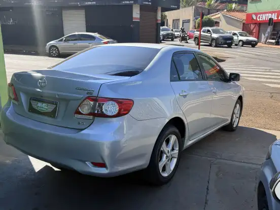 TOYOTA-COROLLA-2.0 XEI 16V FLEX 4P AUTOMÁTICO TOYOTA-COROLLA-2011