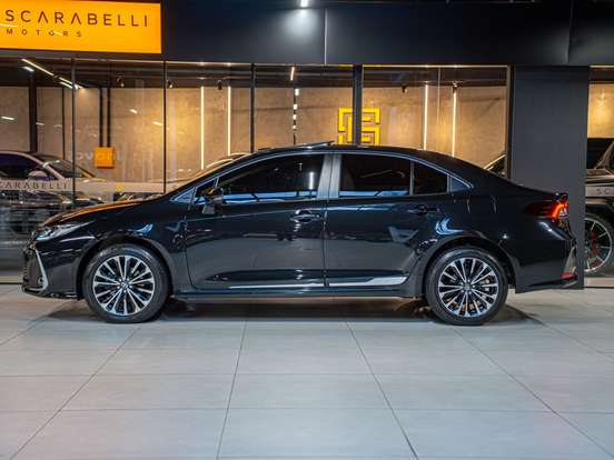 TOYOTA-COROLLA-2024