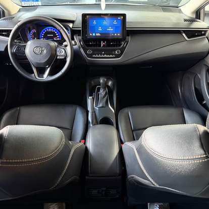 TOYOTA-COROLLA-2023