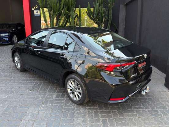 TOYOTA-COROLLA-2025