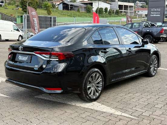 TOYOTA-COROLLA-2019
