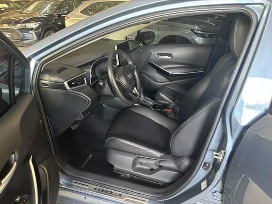 TOYOTA-COROLLA-2023