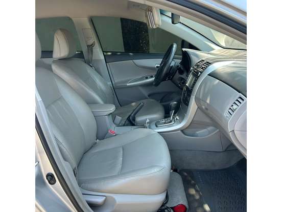 TOYOTA-COROLLA-2012