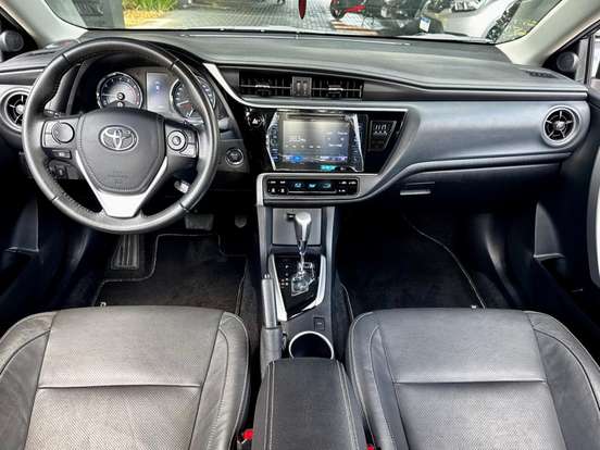 TOYOTA-COROLLA-2019