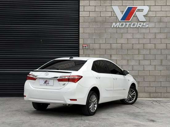TOYOTA-COROLLA-2015