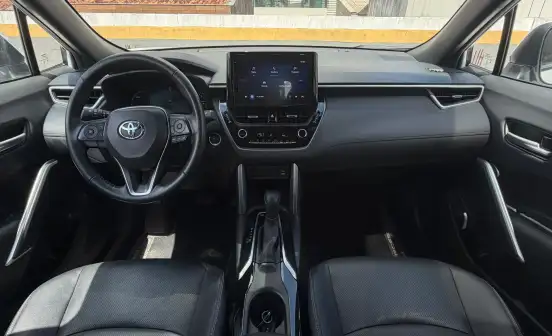 TOYOTA-COROLLA CROSS-2023