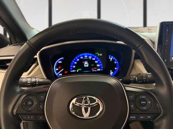 TOYOTA-COROLLA CROSS-2024